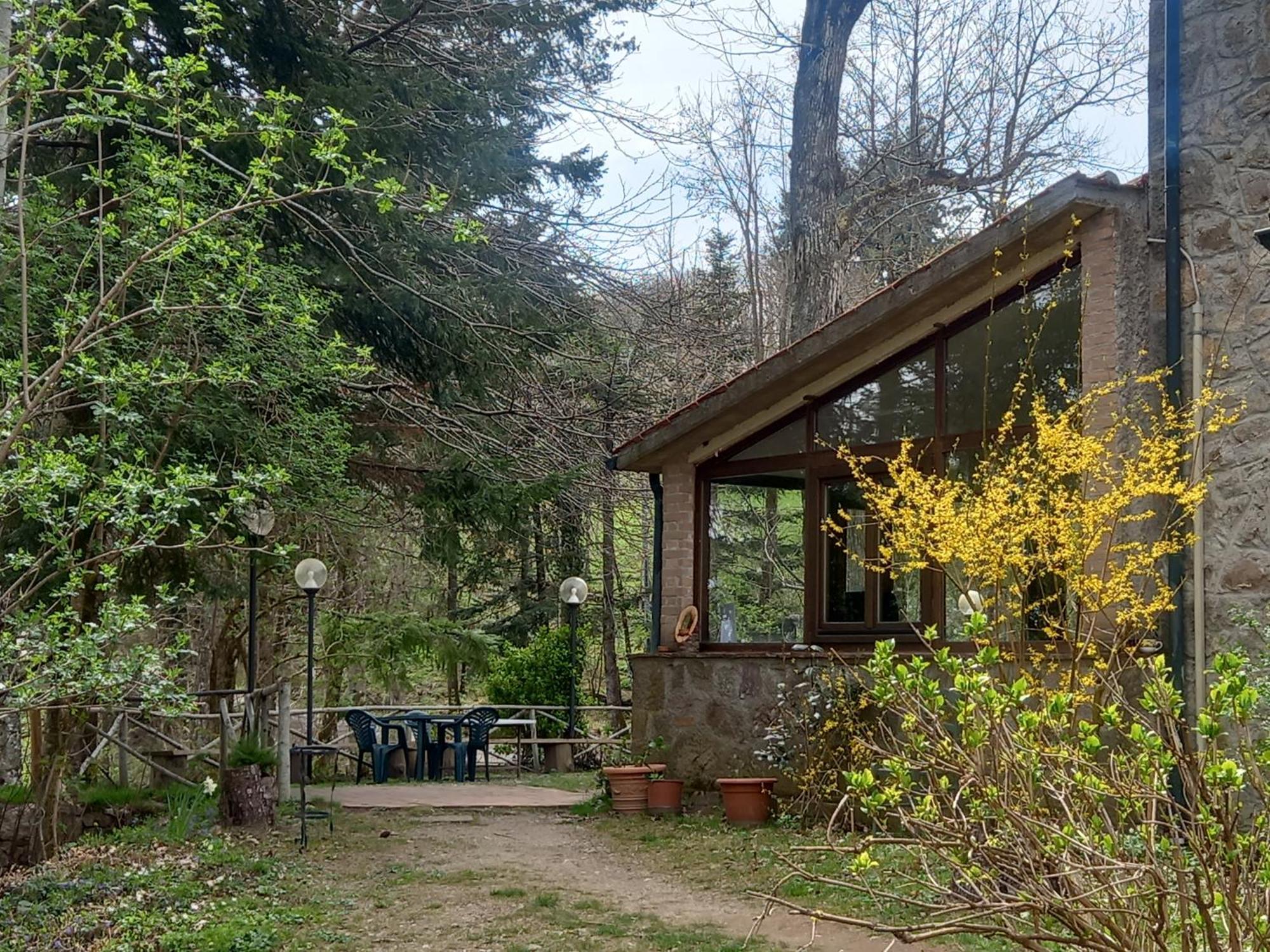 Agriturismo Fonte Magria Abbadia San Salvator Luaran gambar